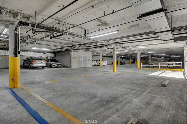 $375,000 | 1501 North Brea Boulevard, Unit 220, Fullerton, CA 92835