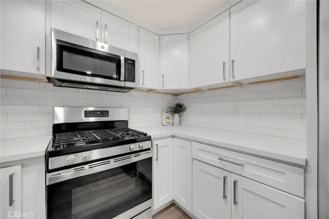 $375,000 | 1501 North Brea Boulevard, Unit 220, Fullerton, CA 92835