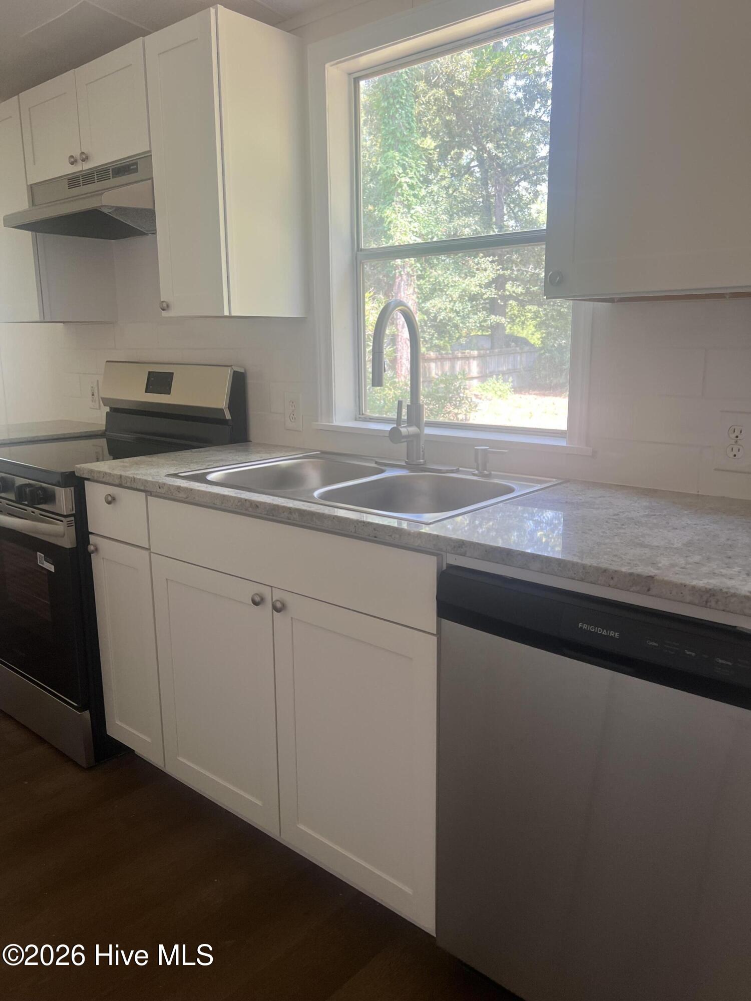 1520 Pocosin Road Winterville, NC 28590 - Photo 10 of 26