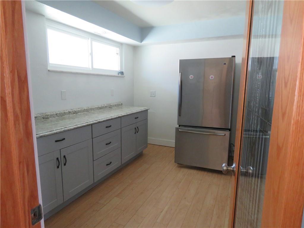 683 Center Road Pittsburgh, PA 15239 - Photo 9 of 20 Gallery Image 9