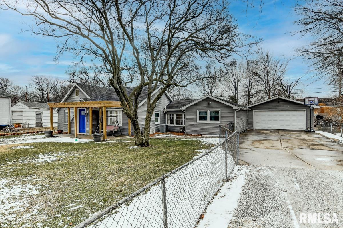 1916 East Watch Avenue Springfield, IL 62702 - Photo 32 of 39