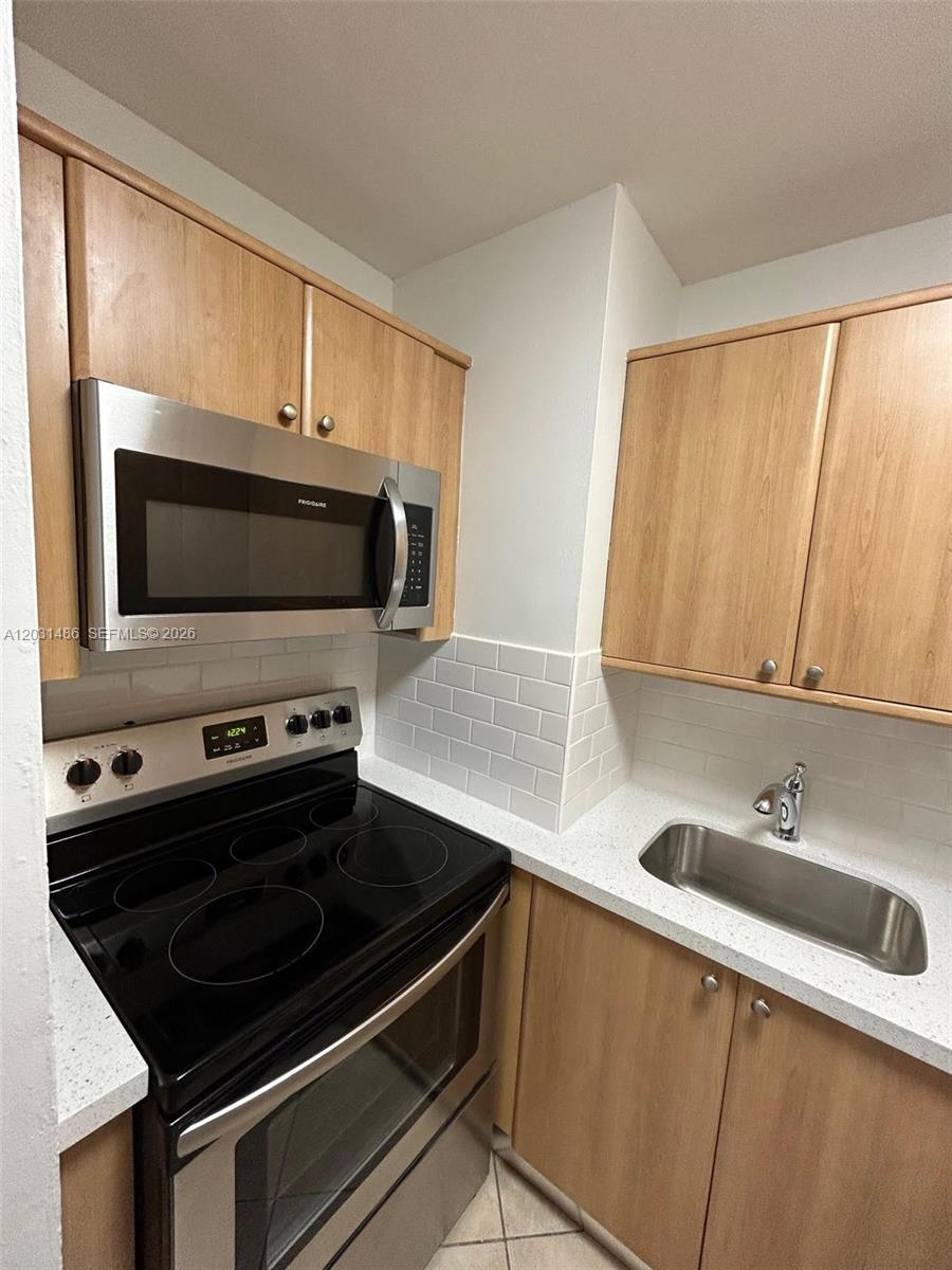 2920 Southwest 28th Terrace, Unit 202 Miami, FL 33133 - Photo 23 of 27