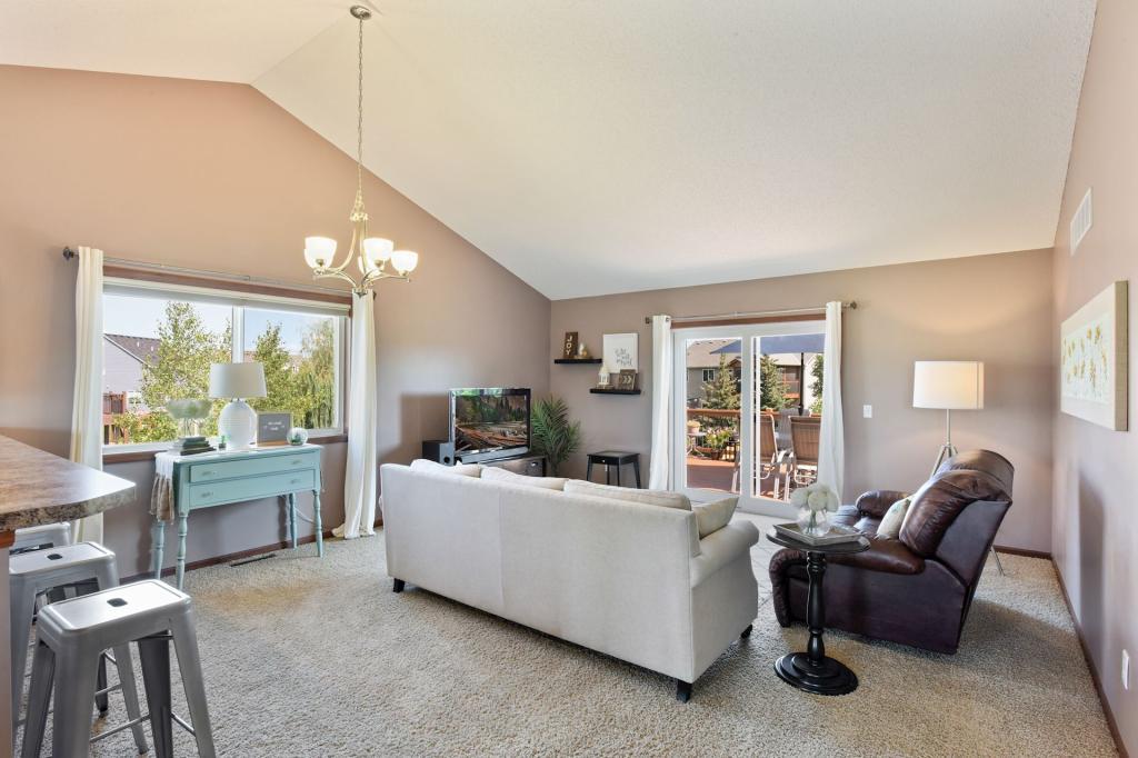 9621 Glacier Road Minnetrista, MN 55375 - Photo 8 of 49 Gallery Image 8