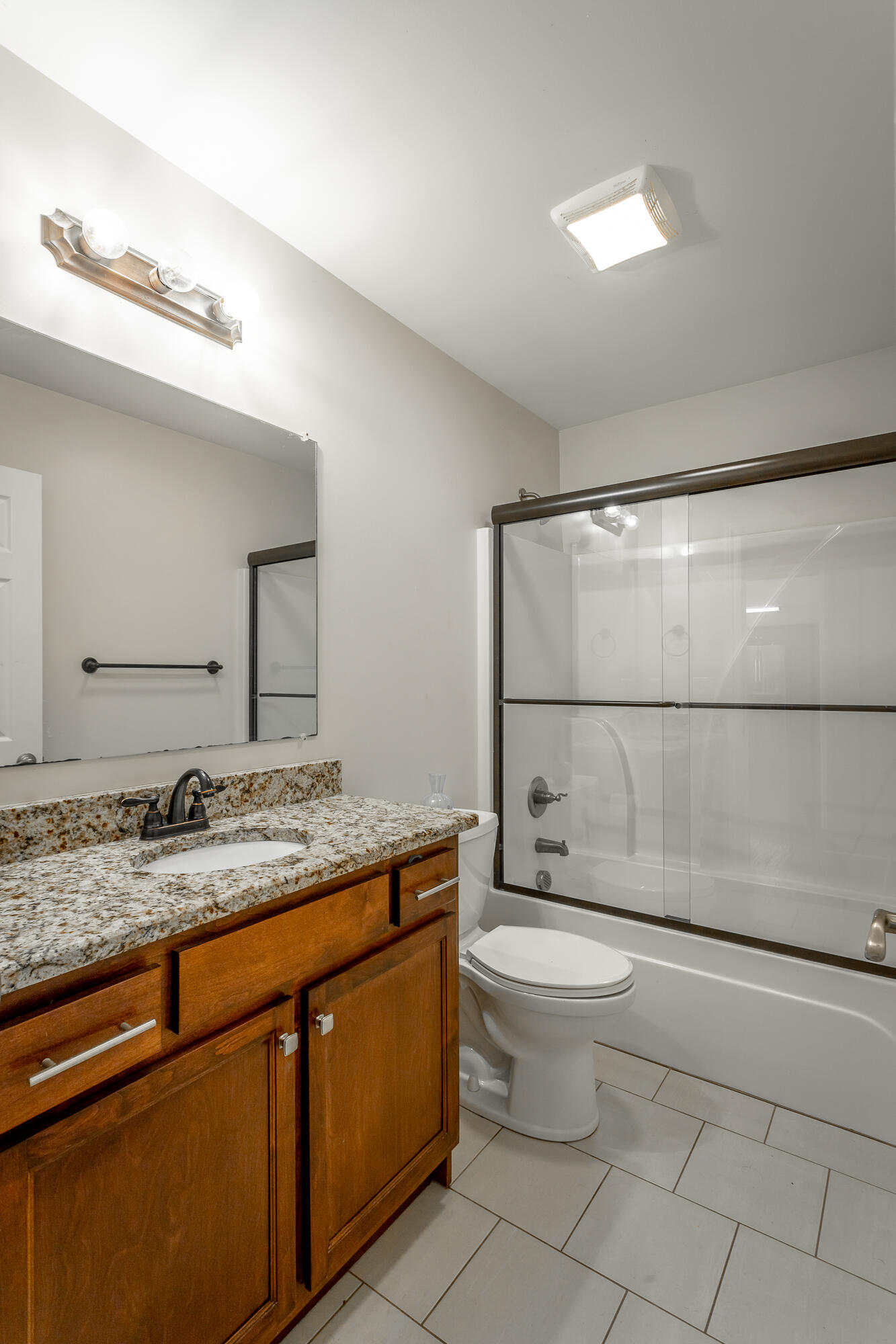 196 Pleasant View Drive Ringgold, GA 30736 - Photo 26 of 62 Guest Bath