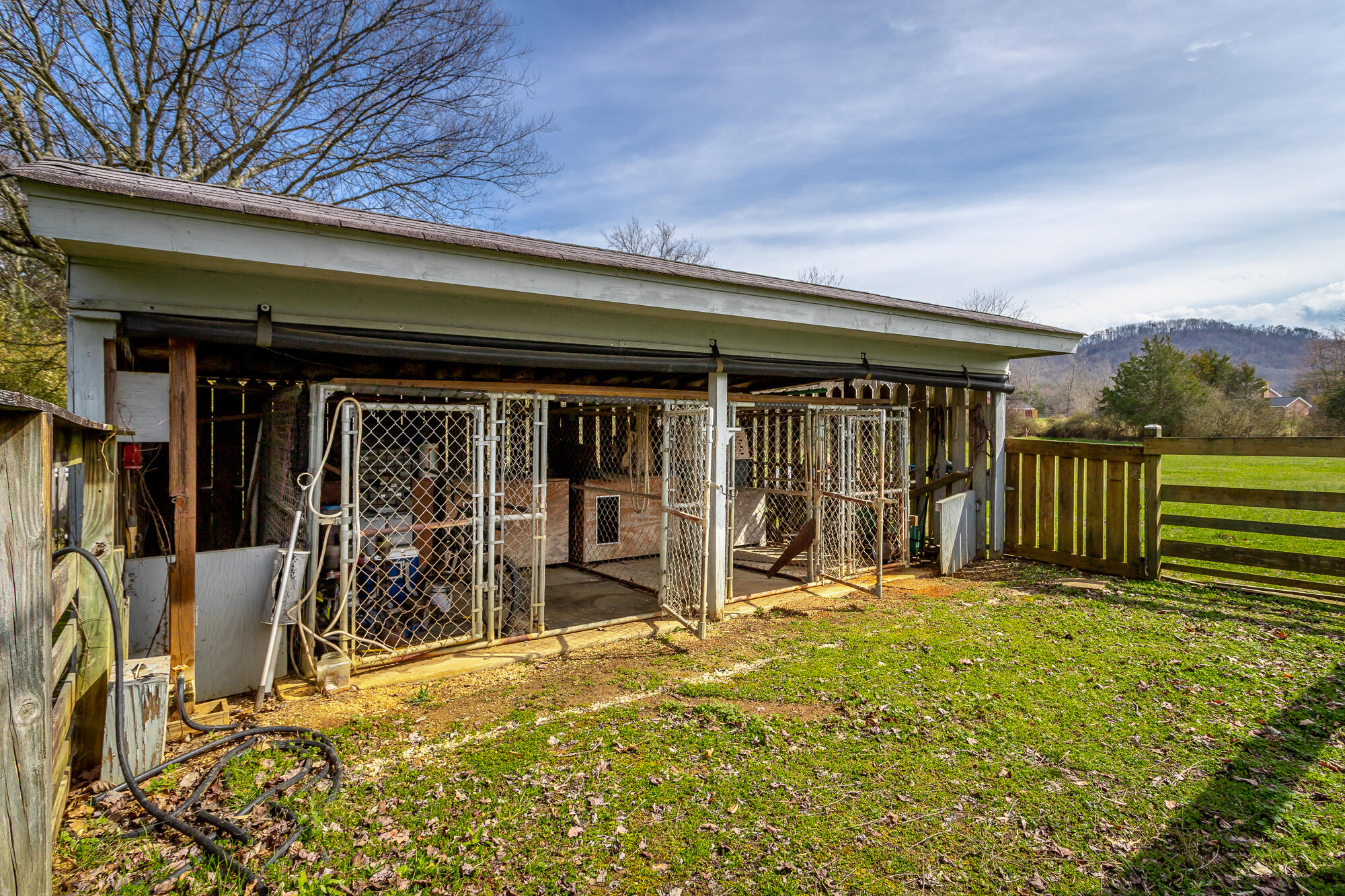 196 Pleasant View Drive Ringgold, GA 30736 - Photo 50 of 62 Dog Kennels