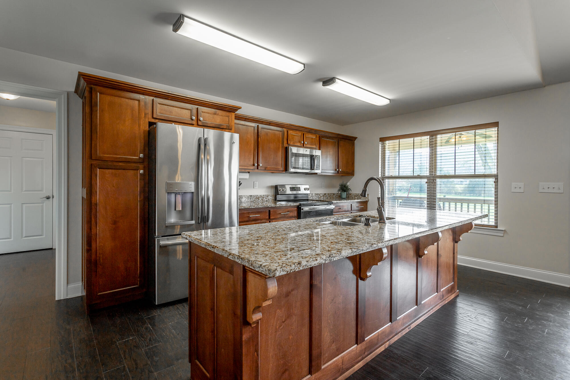 196 Pleasant View Drive Ringgold, GA 30736 - Photo 10 of 62 Beautiful cabinetry
