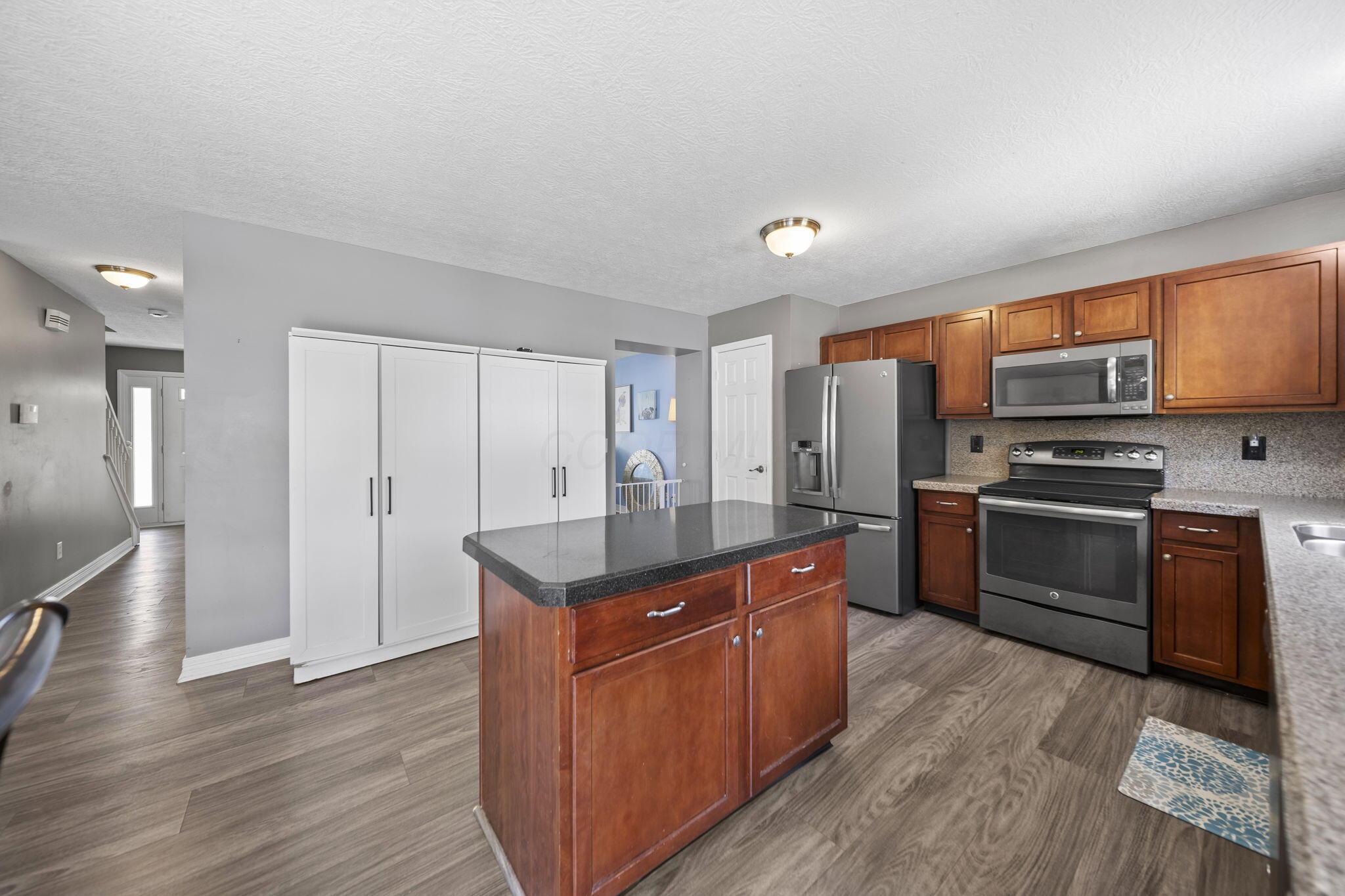389 Cherry Leaf Road Delaware, OH 43015 - Photo 12 of 57