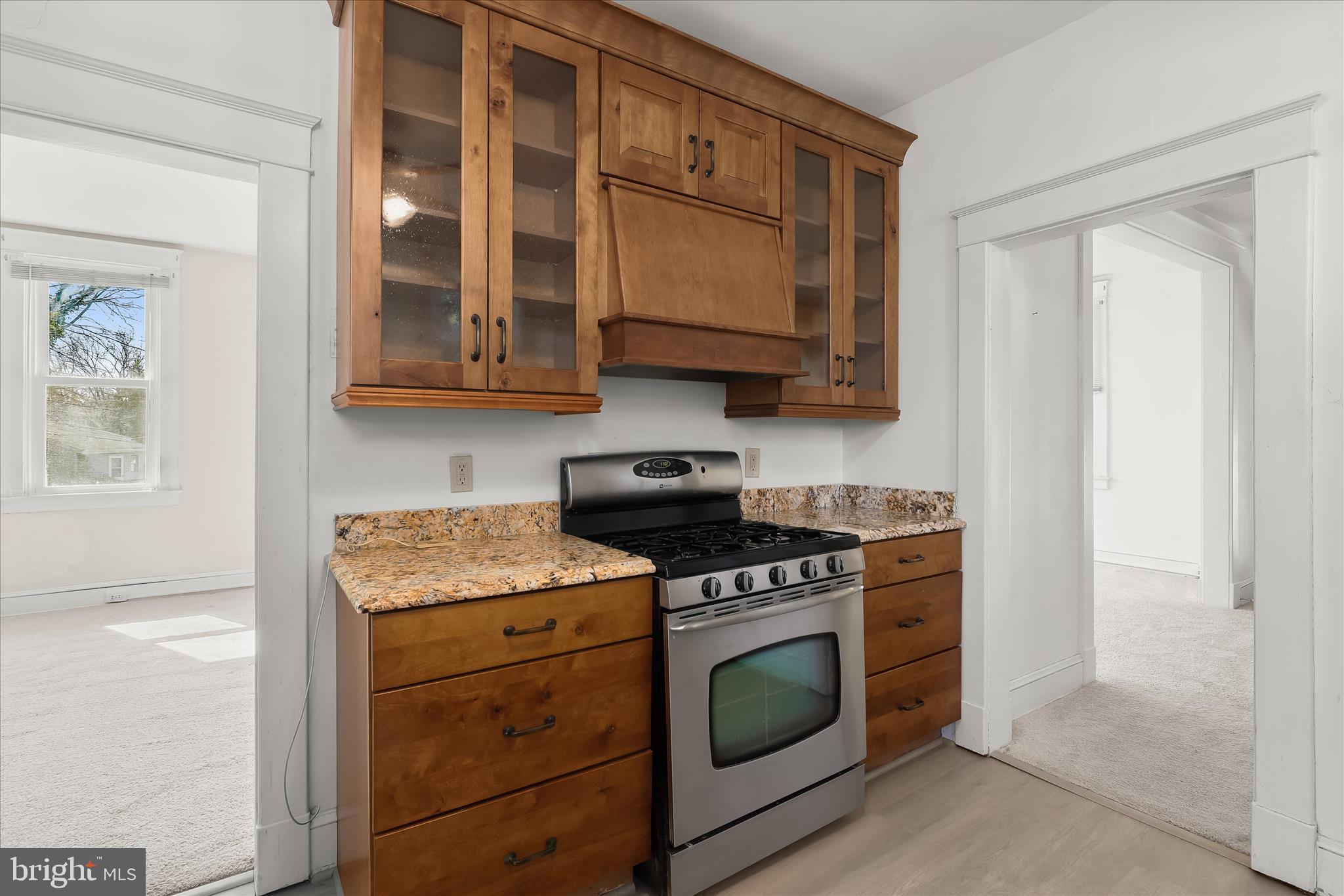23 Ridge Road Baltimore, MD 21228 - Photo 20 of 49 Updated Kitchen