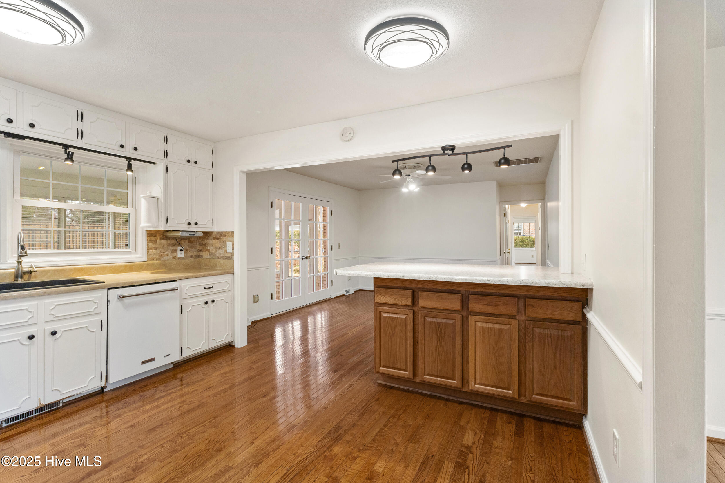 605 Windemere Road Wilmington, NC 28405 - Photo 10 of 32 605 Windemere Road (10)
