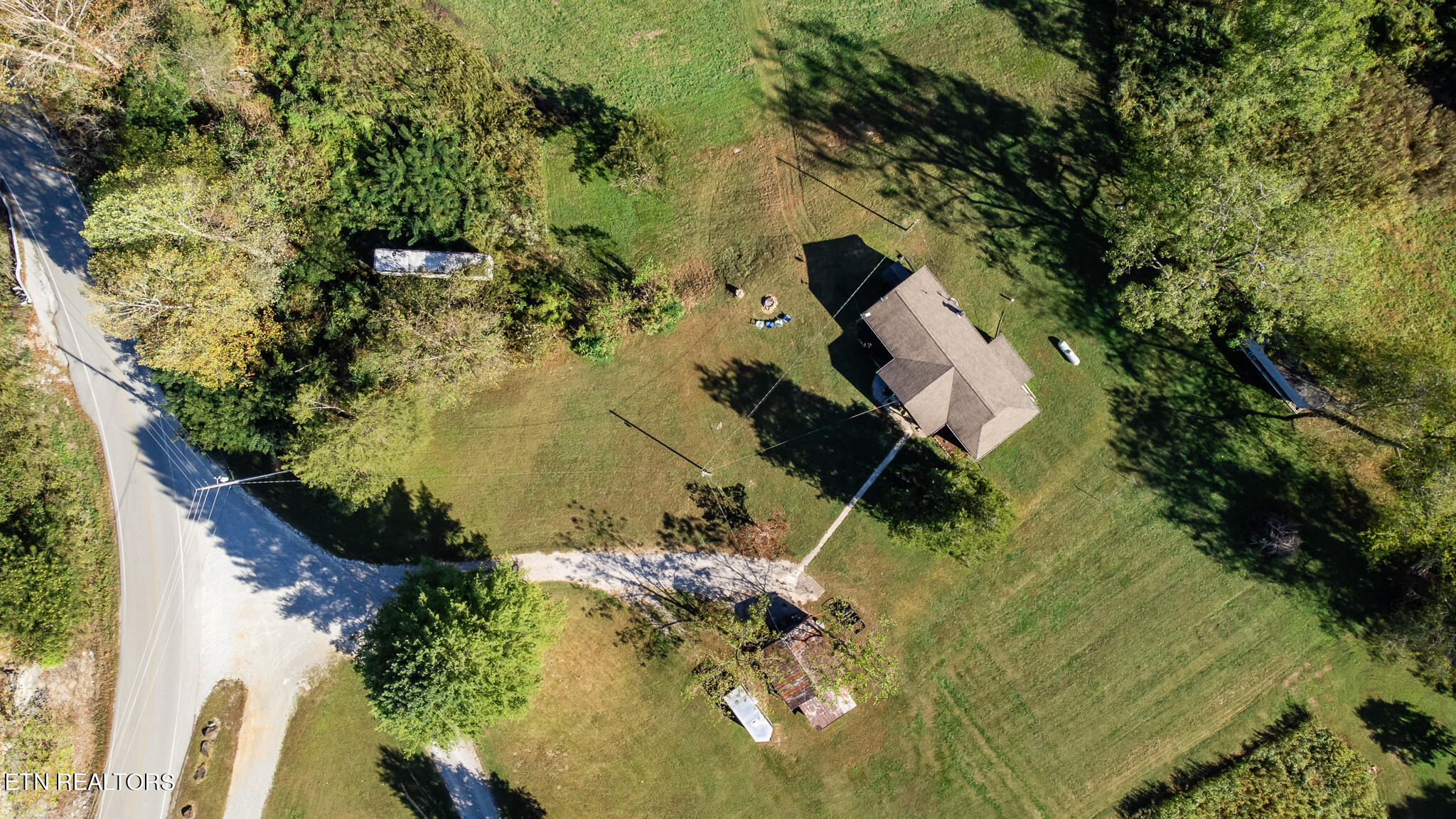 1733 Stinking Creek Road La Follette, TN 37766 - Photo 33 of 47 101023-005