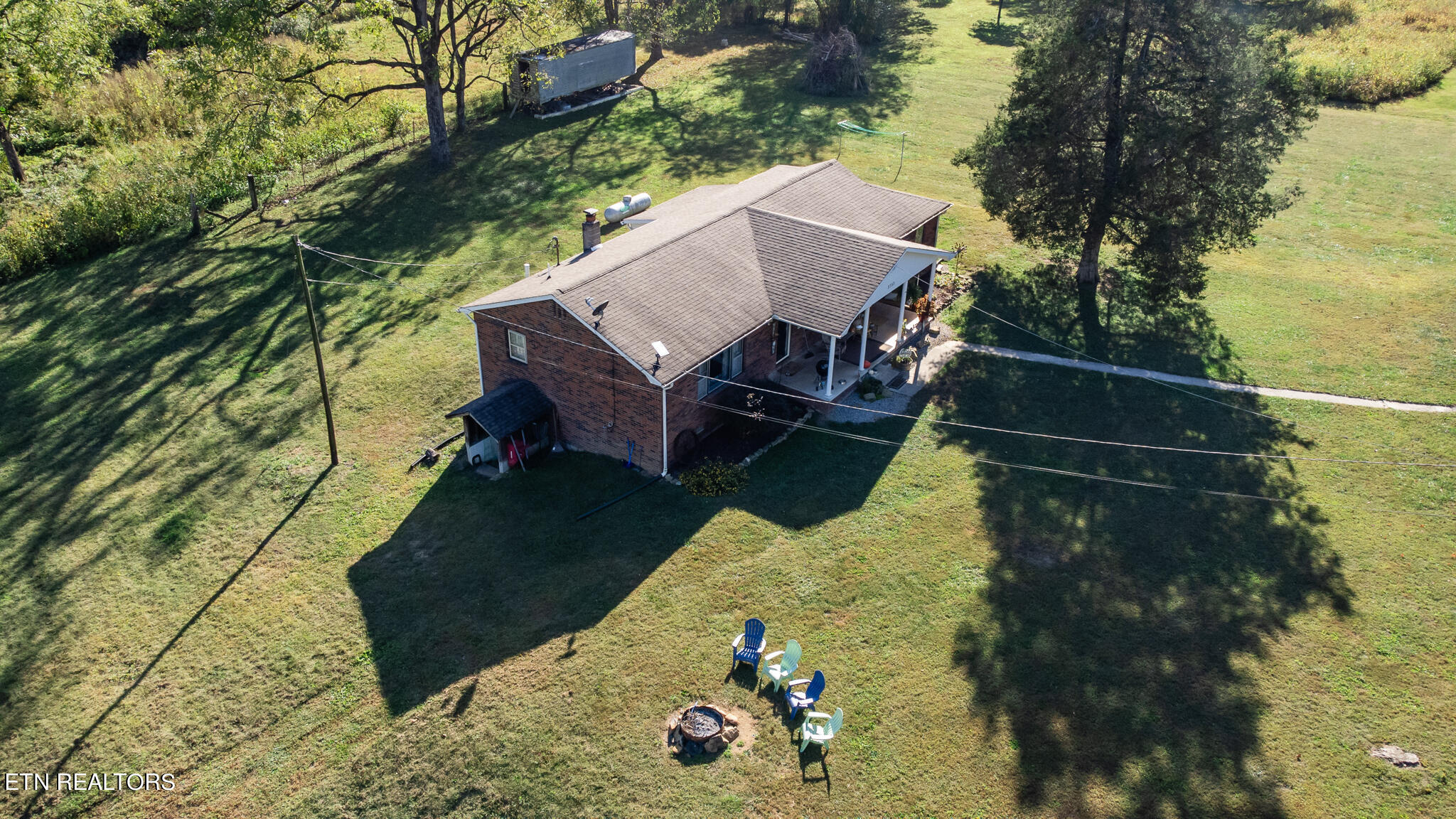 1733 Stinking Creek Road La Follette, TN 37766 - Photo 35 of 47 101023-007