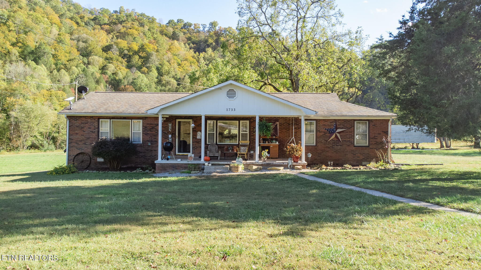 1733 Stinking Creek Road La Follette, TN 37766 - Photo 39 of 47 101023-012