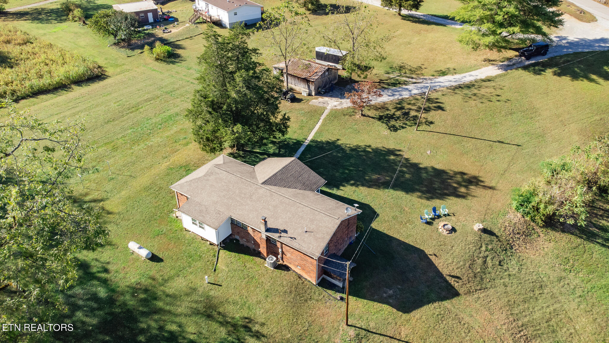 1733 Stinking Creek Road La Follette, TN 37766 - Photo 41 of 47 101023-014