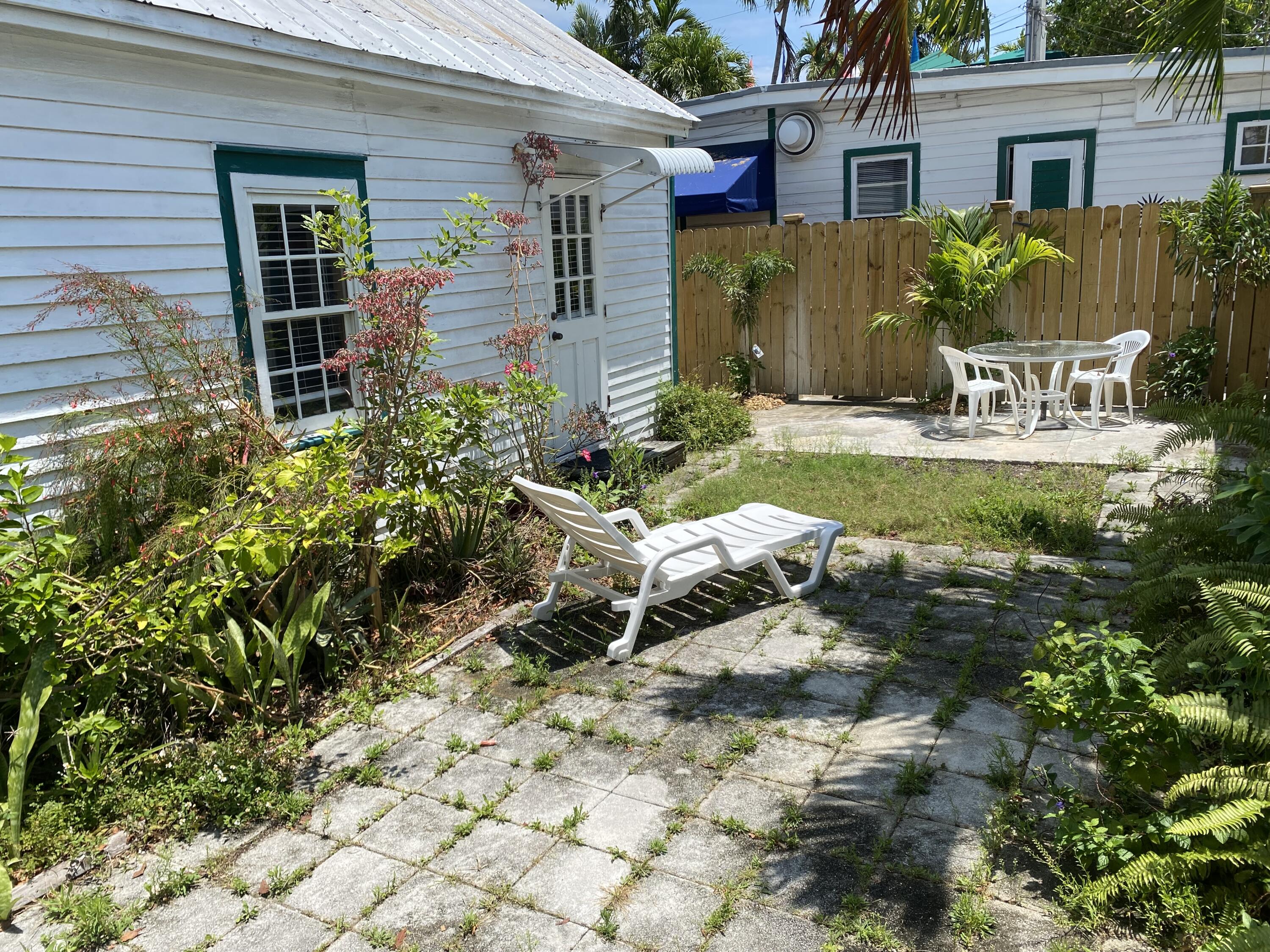 1120 Elgin Lane, Unit B Key West, FL 33040 - Photo 5 of 11 IMG_5895