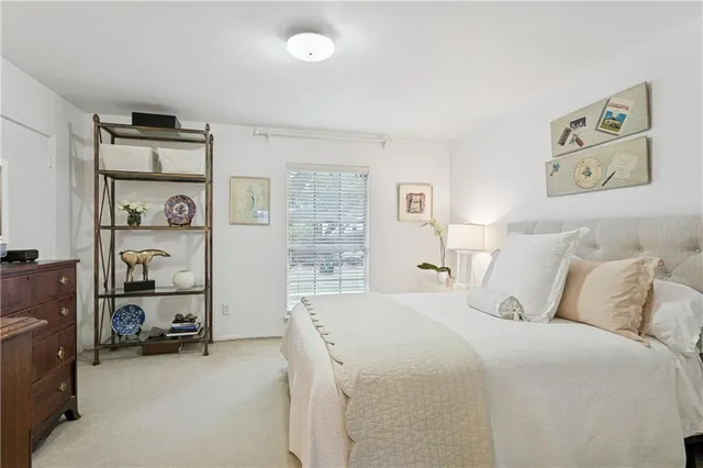 $240,000 | 3201 St Charles Avenue, Unit 229, New Orleans, LA 70115