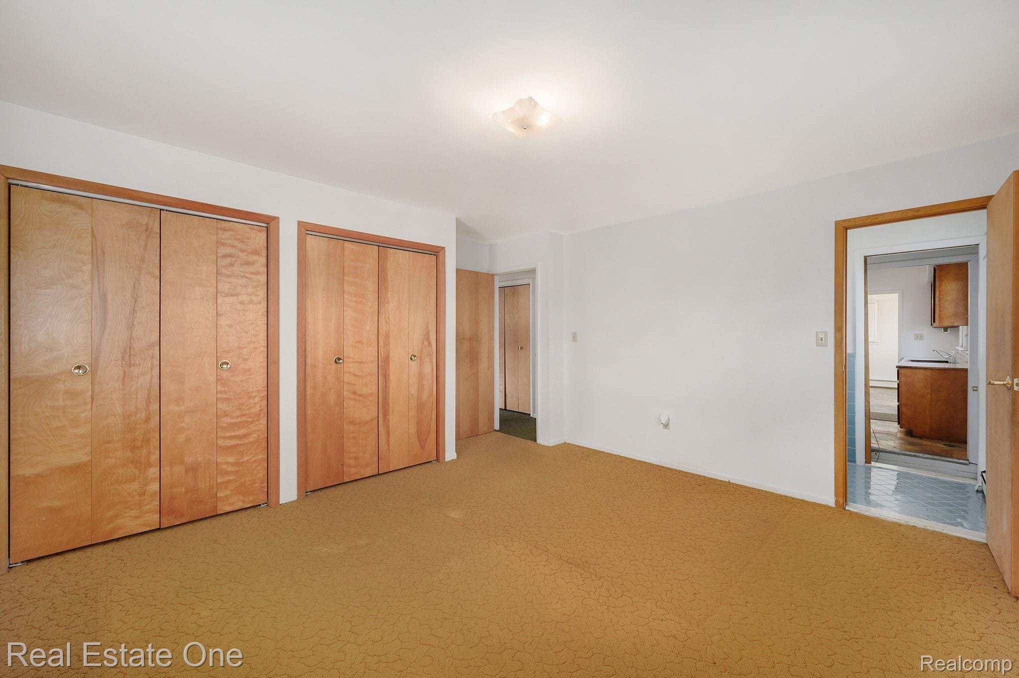 29595 Hickey Road New Baltimore, MI 48051 - Photo 12 of 31 29595-Hickey_17.jpg