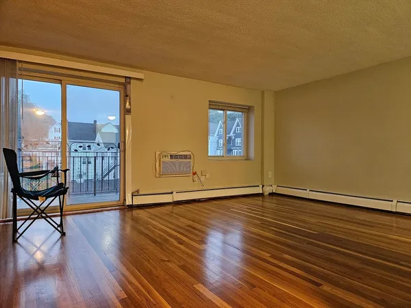 $2,300 | 80 Main Street, Unit 21, Malden, MA 02148