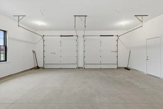 $459,900 | 2563 Clubhouse Drive, Lake City, MN 55041