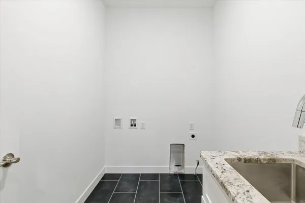 $459,900 | 2563 Clubhouse Drive, Lake City, MN 55041