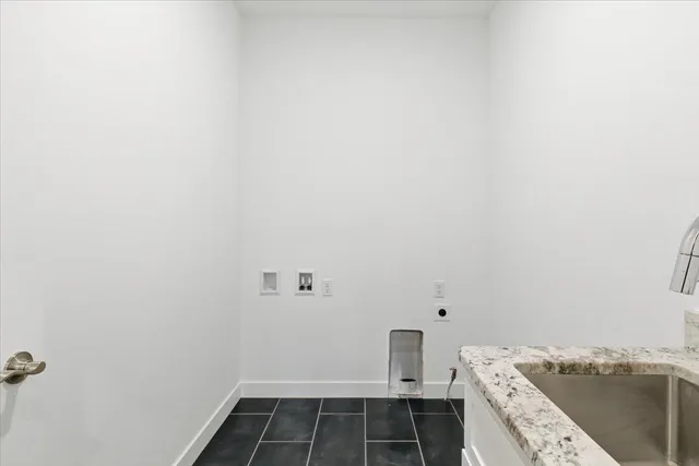 $459,900 | 2563 Clubhouse Drive, Lake City, MN 55041