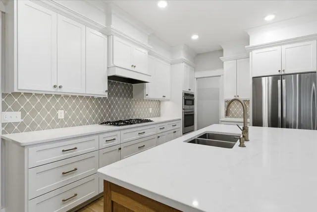 $459,900 | 2563 Clubhouse Drive, Lake City, MN 55041