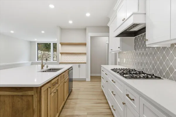 $459,900 | 2563 Clubhouse Drive, Lake City, MN 55041