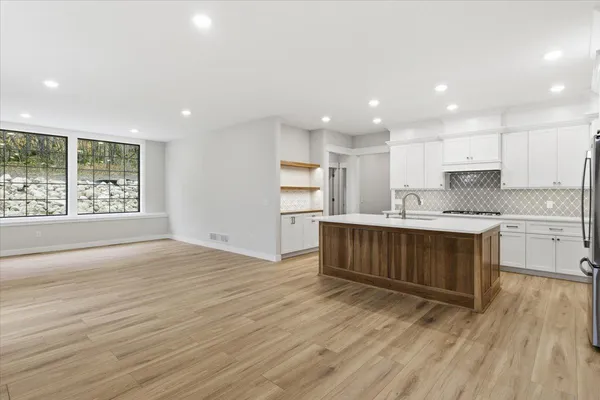 $459,900 | 2563 Clubhouse Drive, Lake City, MN 55041