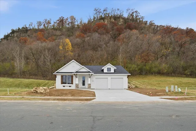 $459,900 | 2563 Clubhouse Drive, Lake City, MN 55041