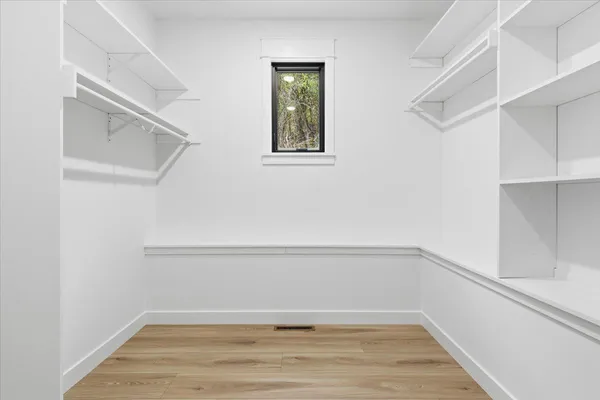 $459,900 | 2563 Clubhouse Drive, Lake City, MN 55041