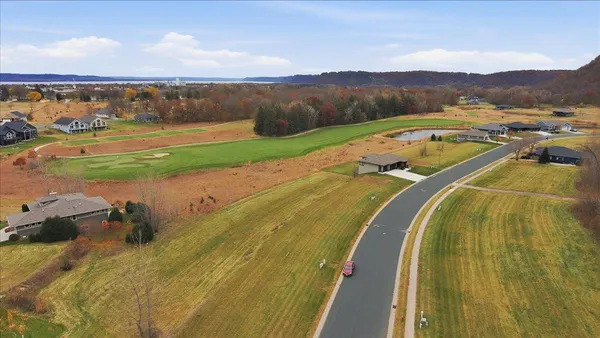 $459,900 | 2563 Clubhouse Drive, Lake City, MN 55041