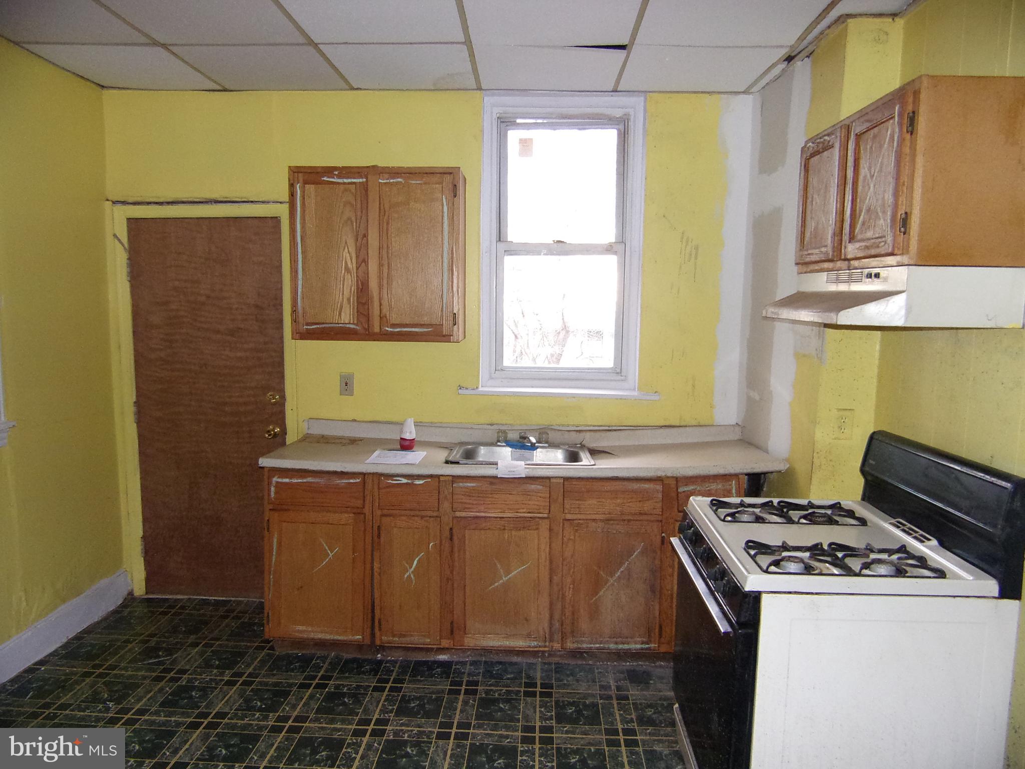 6236 North Lambert Street Philadelphia, PA 19138 - Photo 7 of 15