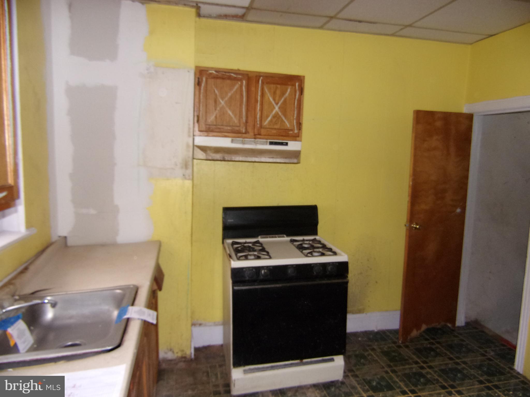 6236 North Lambert Street Philadelphia, PA 19138 - Photo 8 of 15