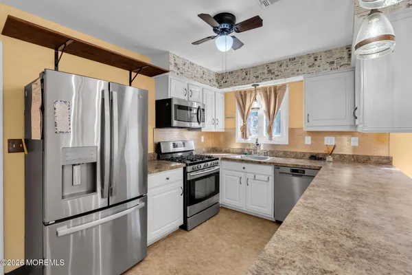 $319,900 | 57 Santiago Court, Toms River, NJ 08757