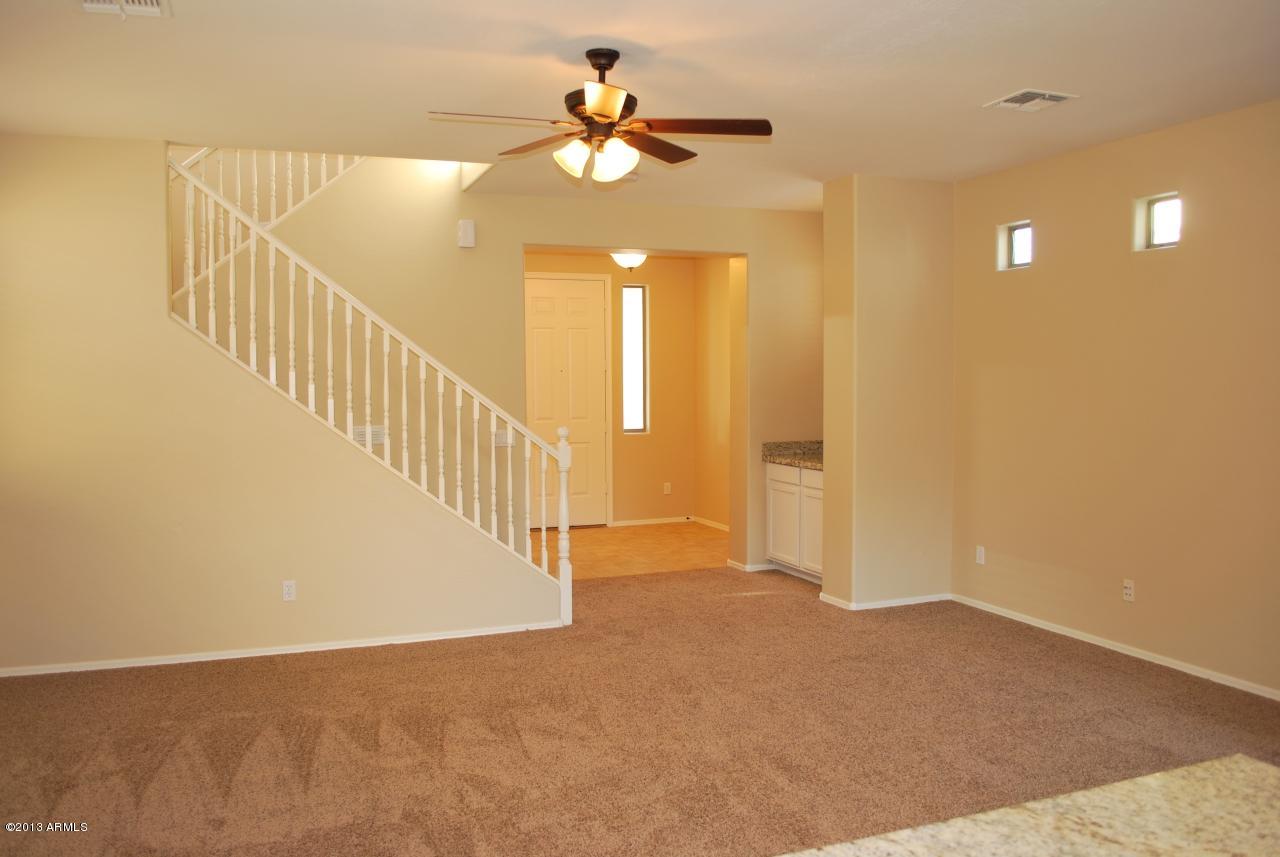 3809 East Chickadee Road Gilbert, AZ 85297 - Photo 4 of 17 Greatroom