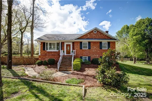 $574,999 | 6500 Old Providence Road, Charlotte, NC 28226