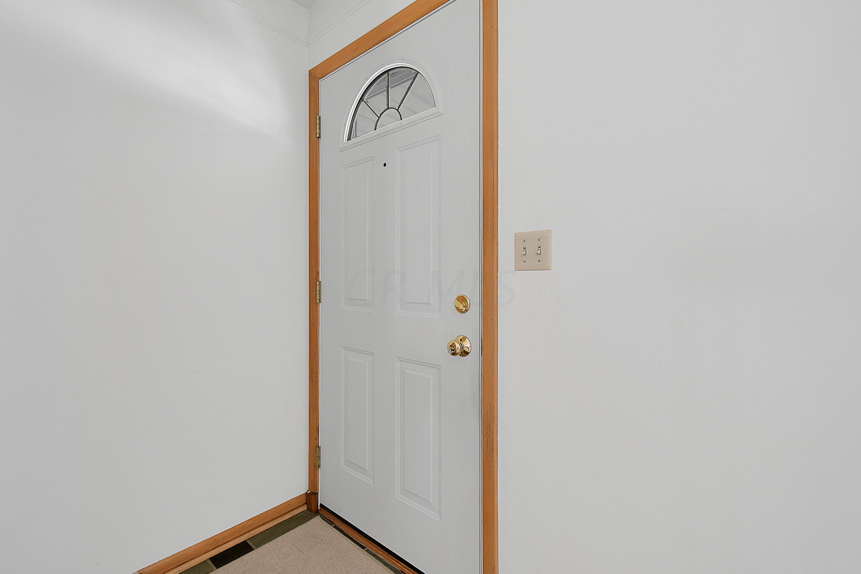 1027 Garden Road Columbus, OH 43224 - Photo 4 of 35 Gallery Image 4
