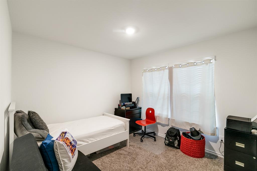 6233 Ballenger Road Aubrey, TX 76227 - Photo 18 of 37 Gallery Image 18