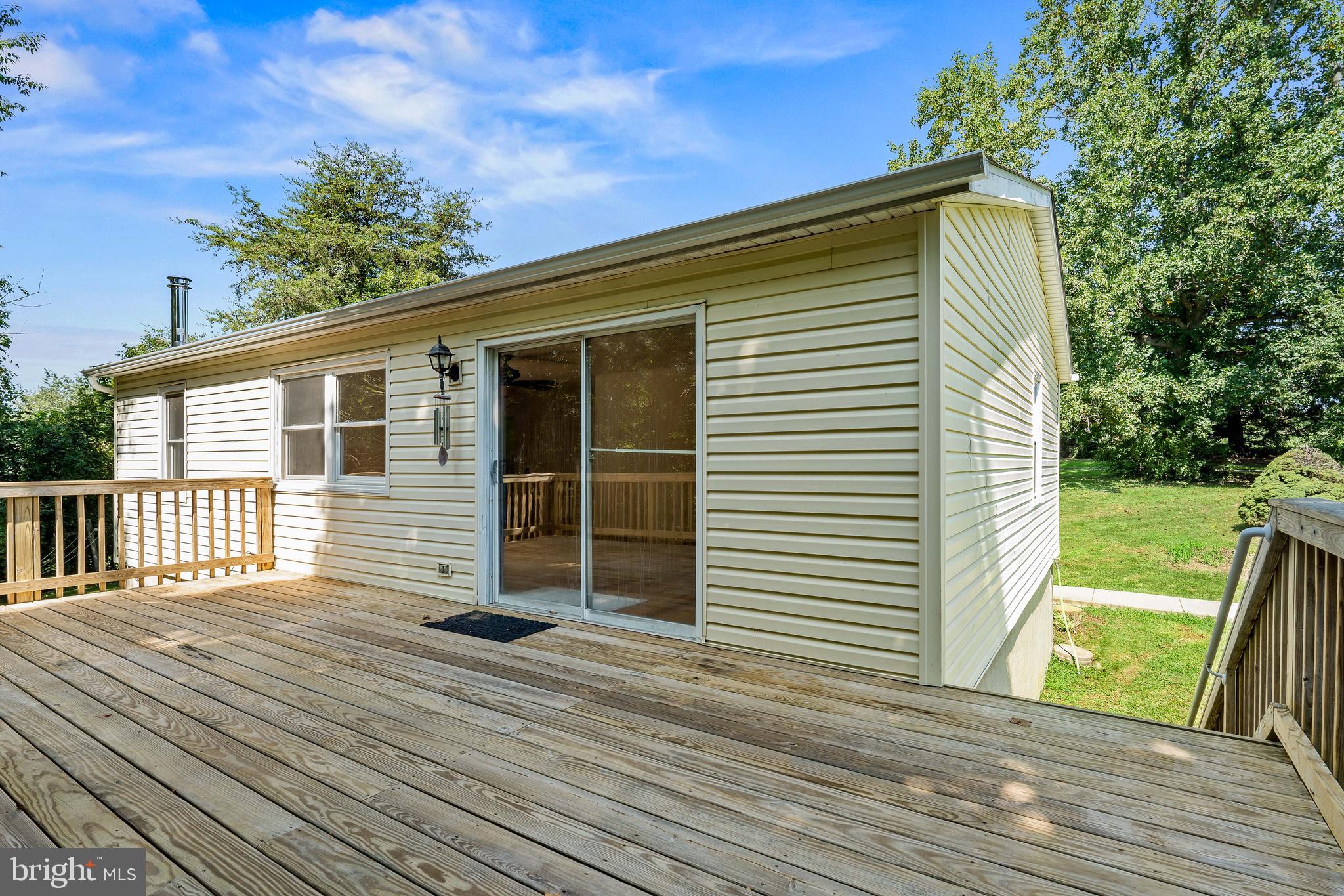 106 Murray Road Elkton, MD 21921 - Photo 18 of 25 Back deck