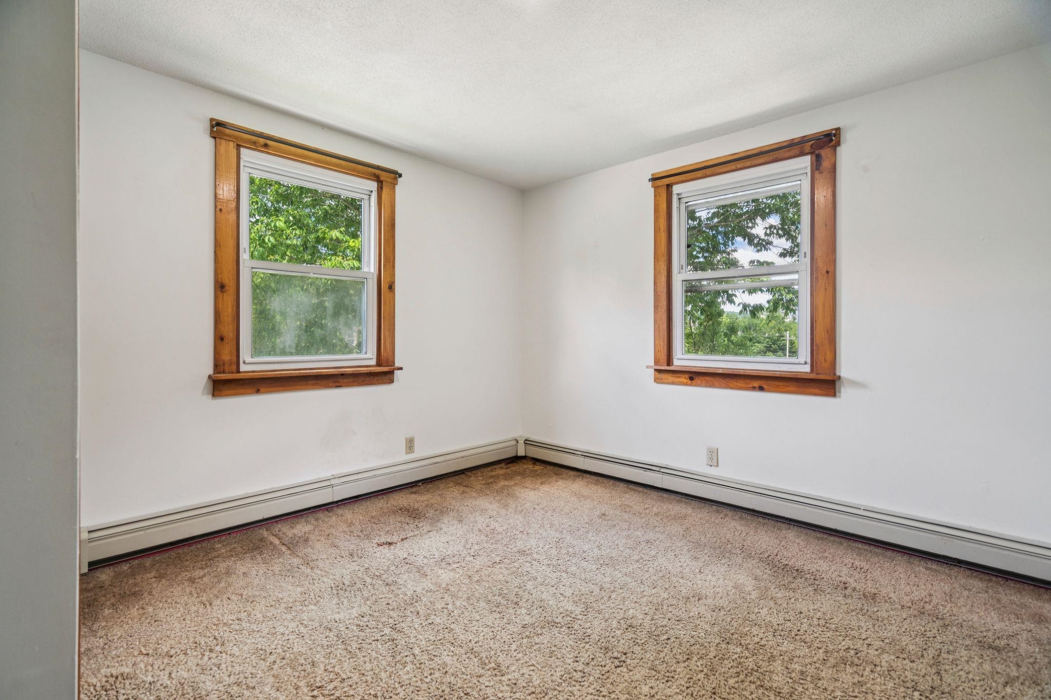 892 South Main Street Newport, NH 03773 - Photo 21 of 34