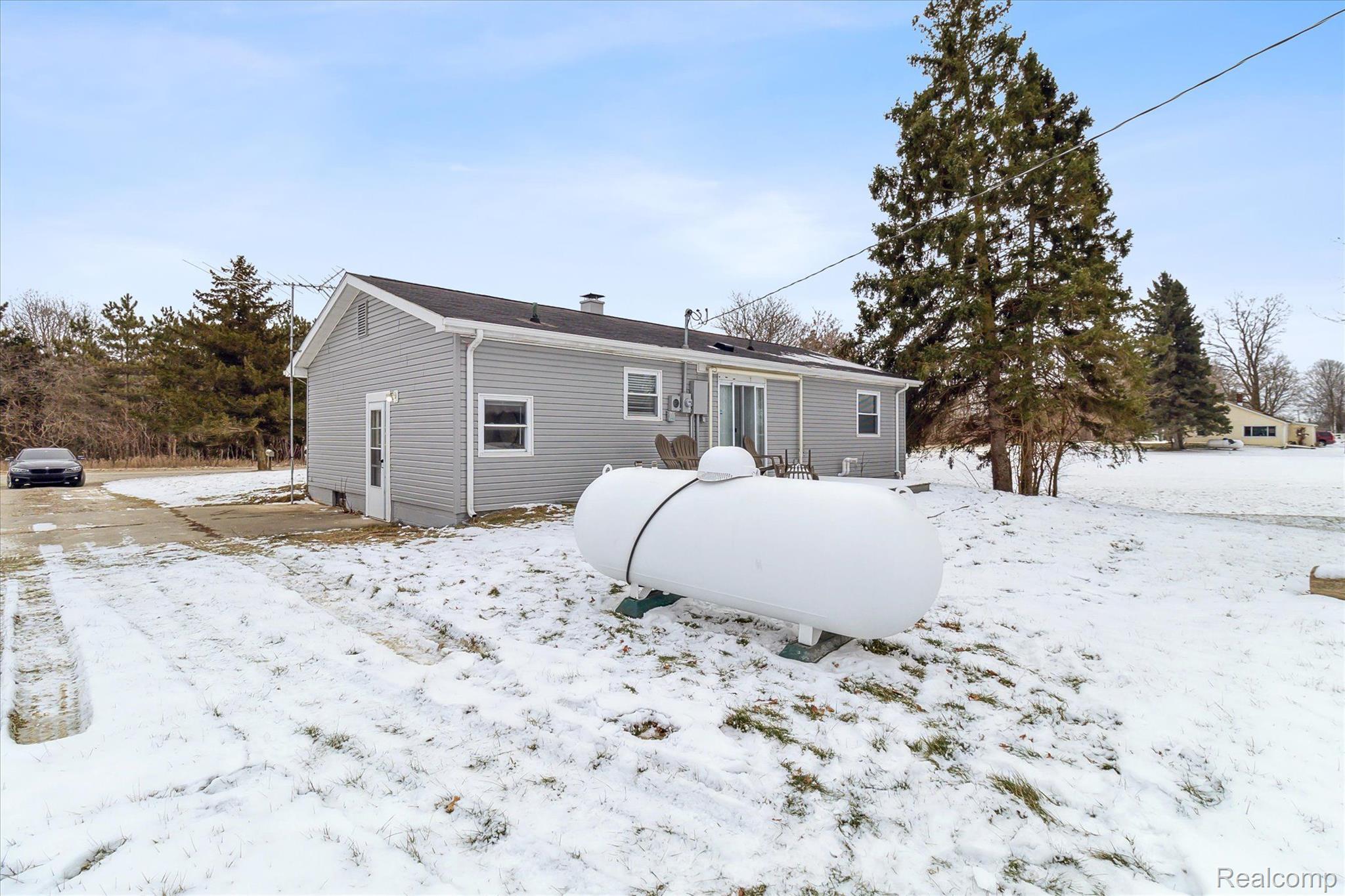 3552 Bishop Road Dryden, MI 48428 - Photo 27 of 33 Gallery Image 27