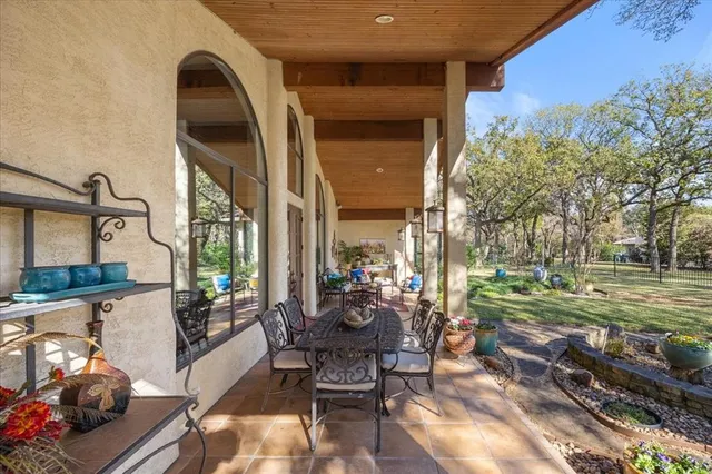 $1,000,000 | 8309 Ashbriar Lane, Fort Worth, TX 76126