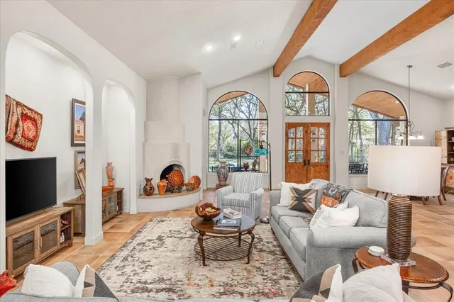 $1,000,000 | 8309 Ashbriar Lane, Fort Worth, TX 76126