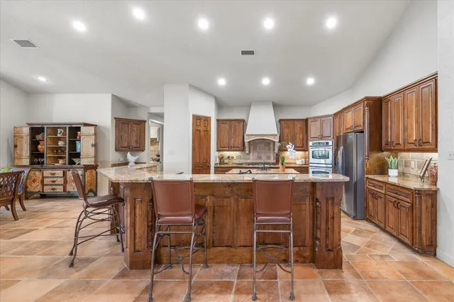 $1,000,000 | 8309 Ashbriar Lane, Fort Worth, TX 76126