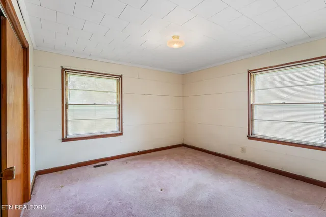 $249,900 | 400 Warren Street, Athens, TN 37303