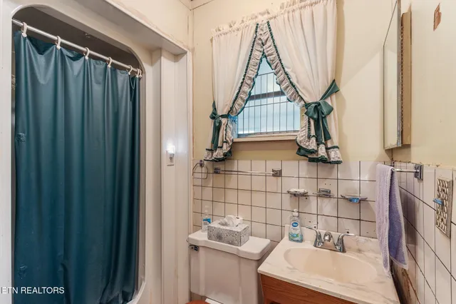 $249,900 | 400 Warren Street, Athens, TN 37303