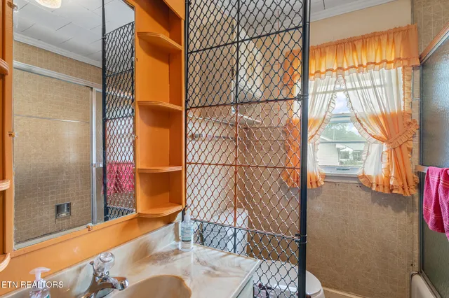 $249,900 | 400 Warren Street, Athens, TN 37303