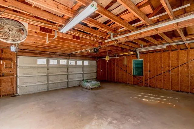 $179,900 | 1579 Tara Drive, Trinity, TX 75862