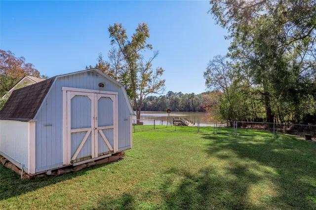 $179,900 | 1579 Tara Drive, Trinity, TX 75862