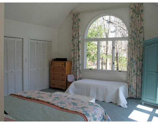 31 Dewey Road Lexington, MA 02420 - Photo 5 of 9