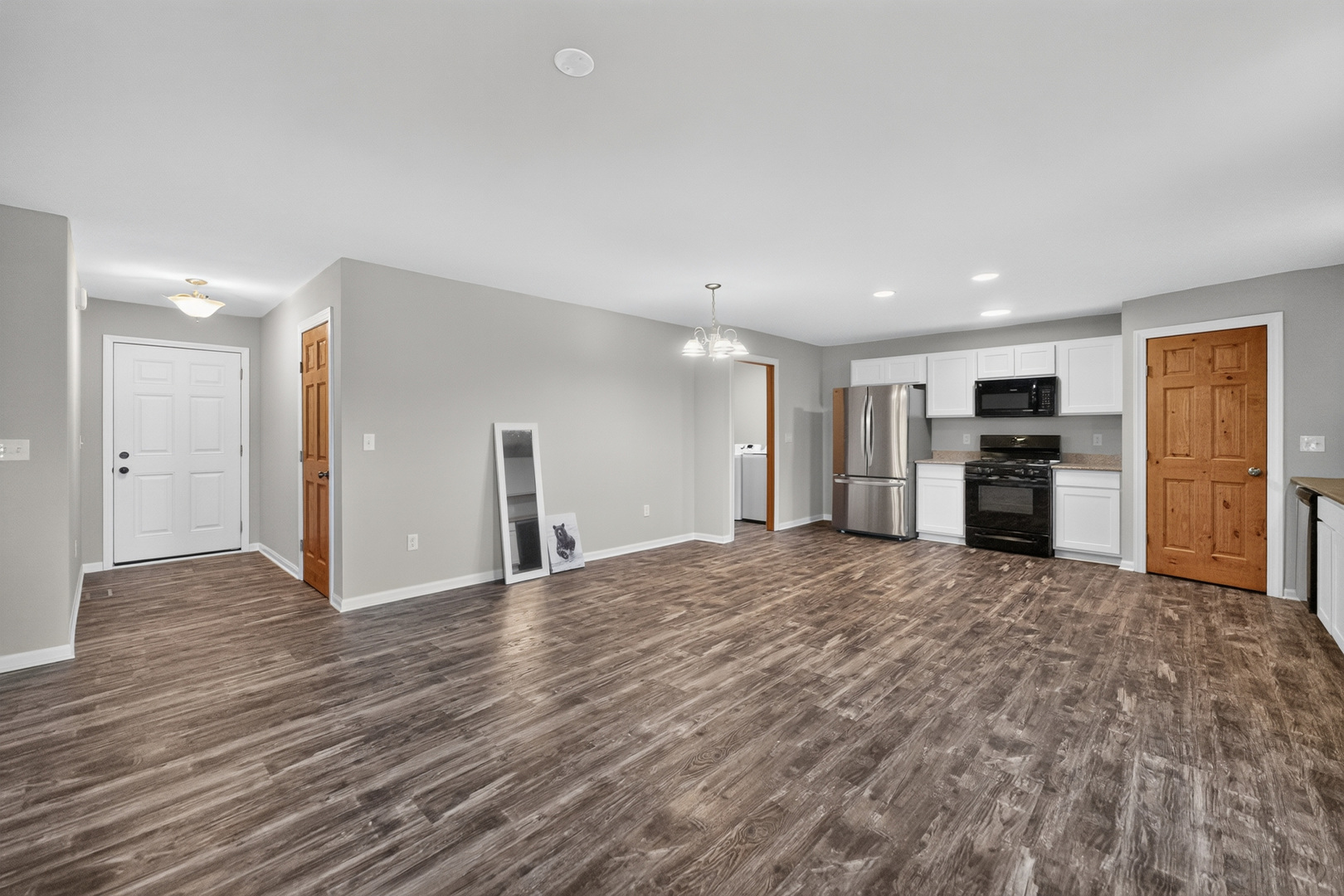 927 Foley Road Belvidere, IL 61008 - Photo 8 of 21